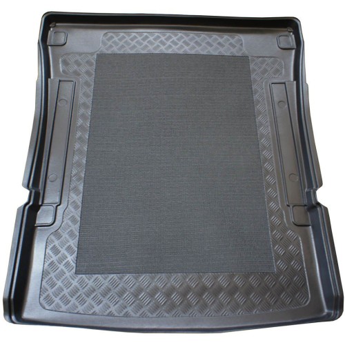 Műanyag Csomagtértálca - VOLKSWAGEN CADDY MAXI 5 SZEMÉLYES 2007-2020